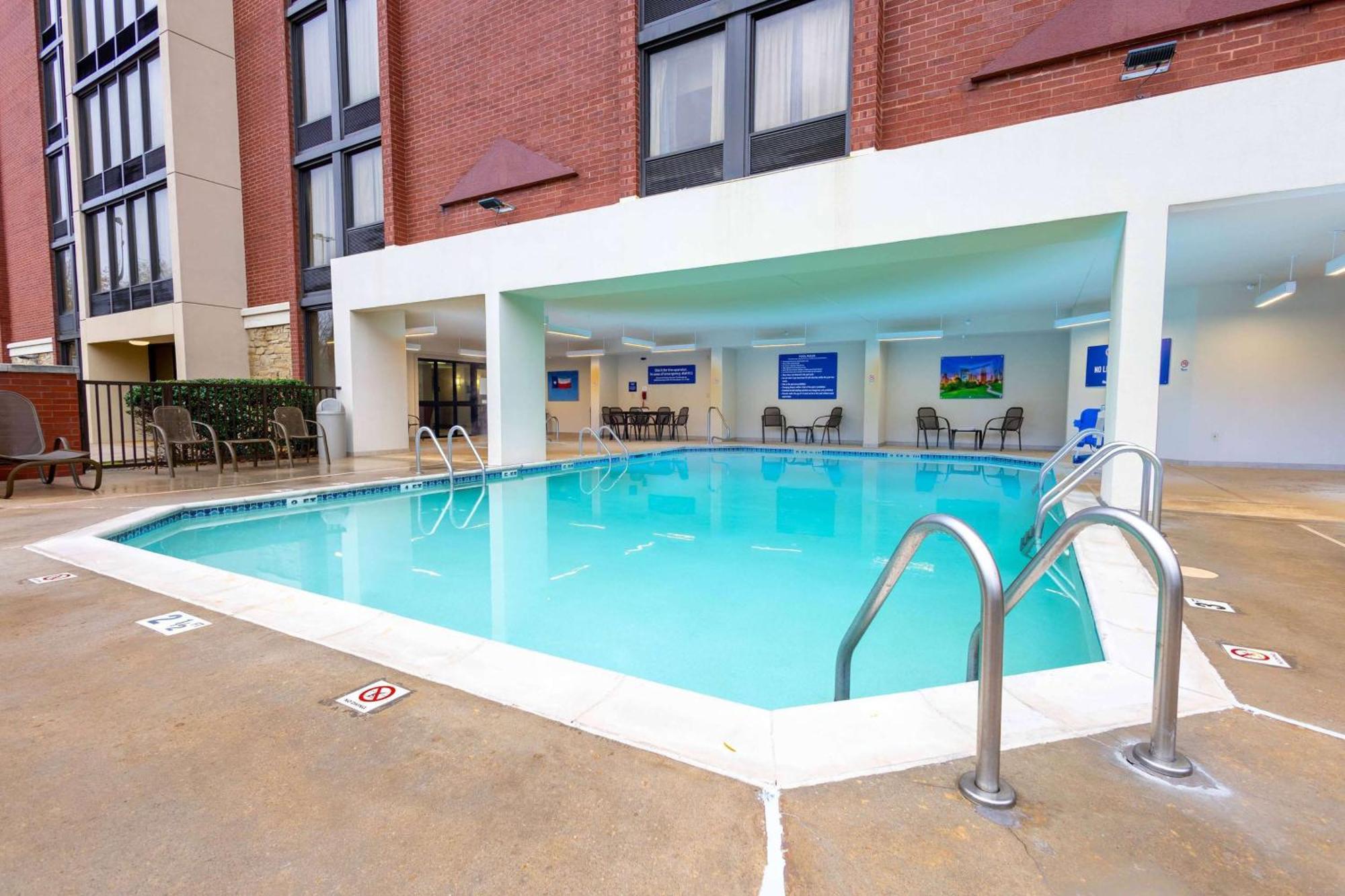 Heritage Inn & Suites The Woodlands, Trademark By Wyndham Esterno foto