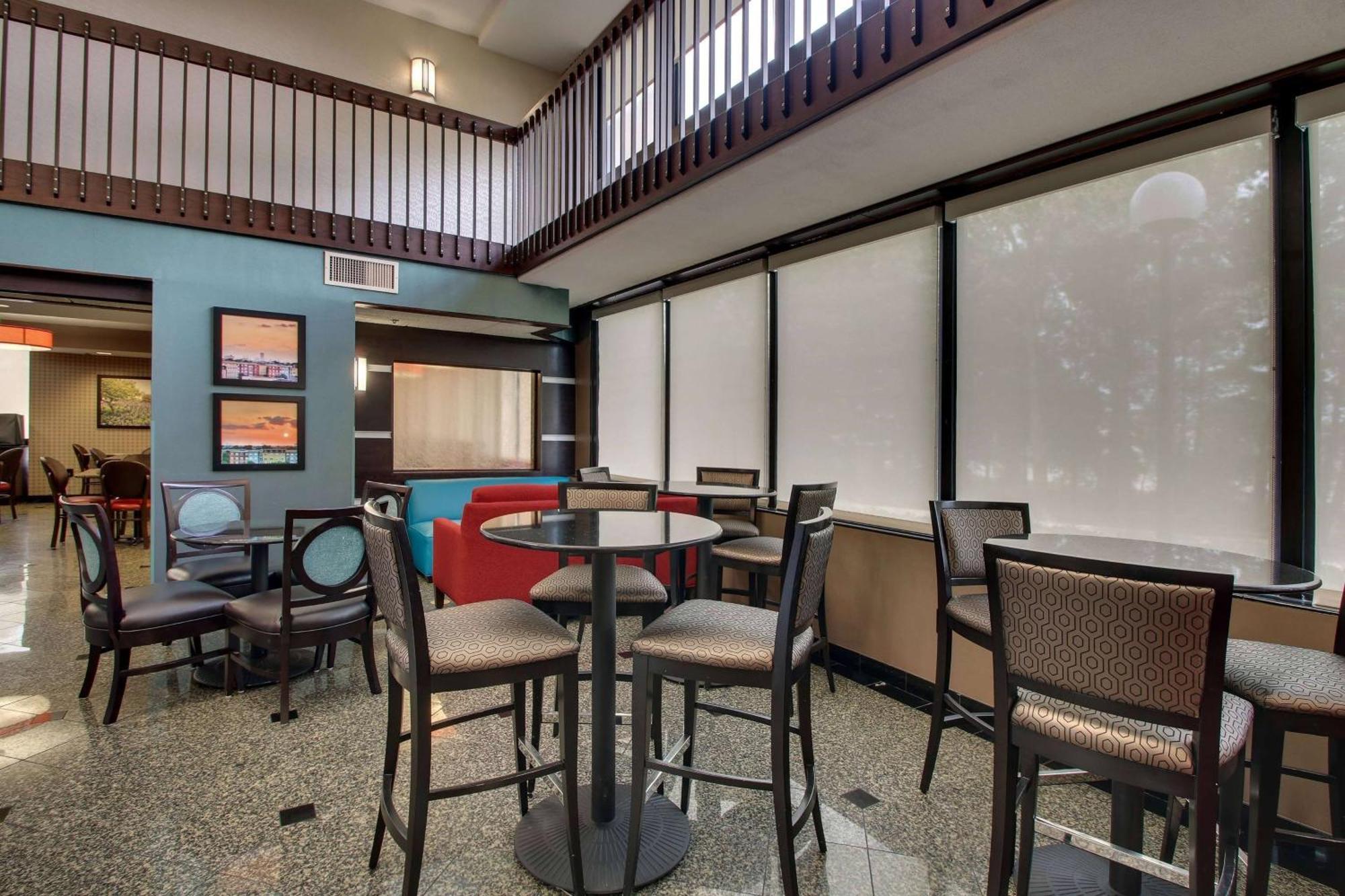 Heritage Inn & Suites The Woodlands, Trademark By Wyndham Esterno foto