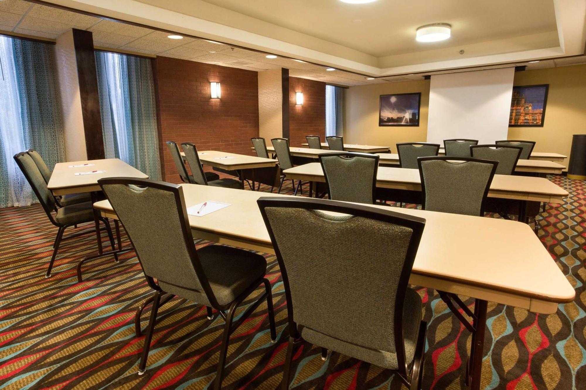 Heritage Inn & Suites The Woodlands, Trademark By Wyndham Esterno foto