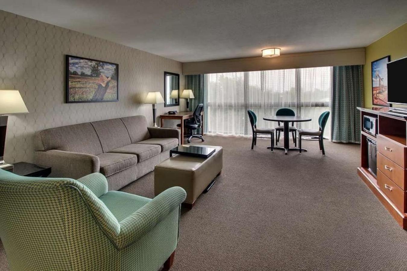 Heritage Inn & Suites The Woodlands, Trademark By Wyndham Esterno foto