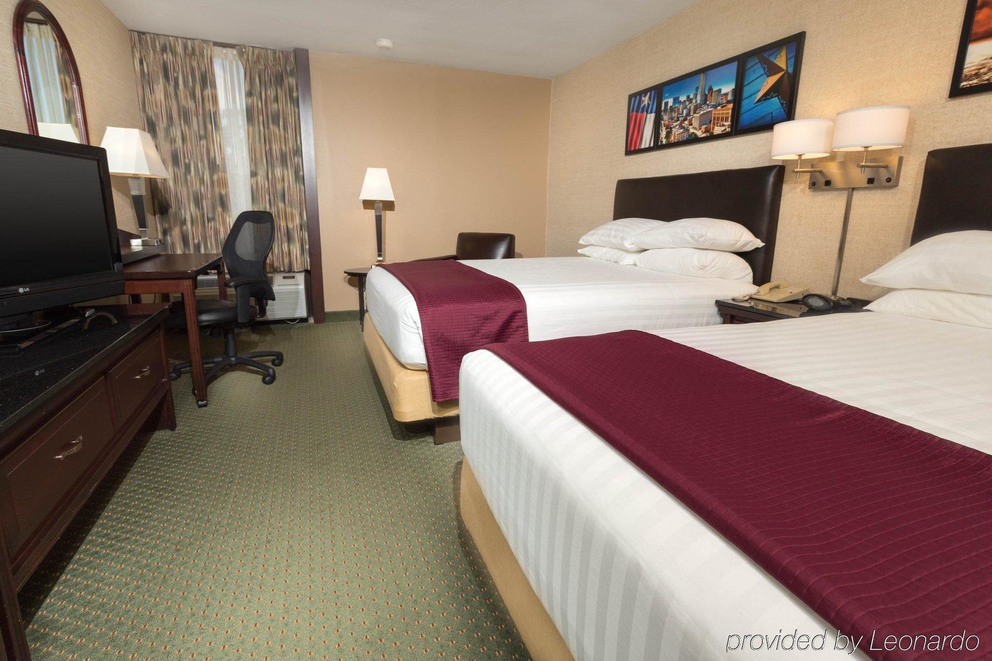 Heritage Inn & Suites The Woodlands, Trademark By Wyndham Esterno foto